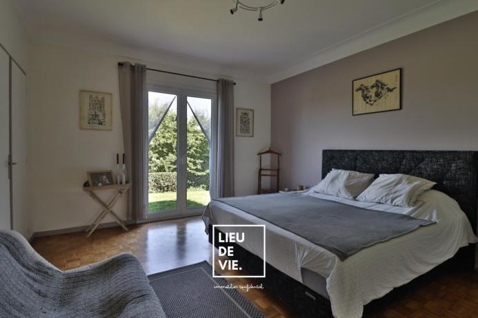 Maison ancienne - 212 m² - 8 pièces