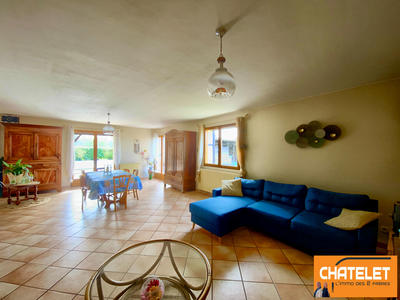 Maison - 188 m² - 8 pièces