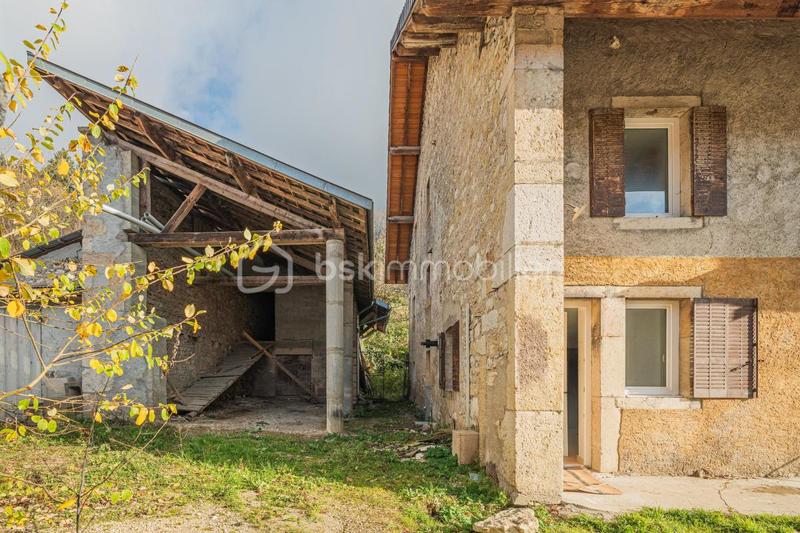 Maison - 102 m² - 4 pièces