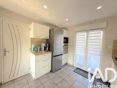 Maison de ville - 96 m² - 5 pièces