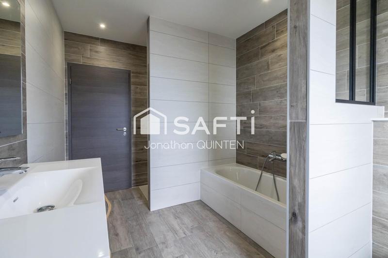 Maison - 138 m² - 6 pièces