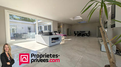 Maison - 196 m² - 6 pièces
