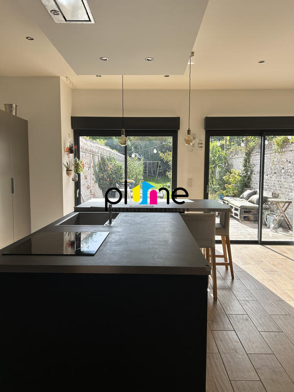 Maison - 176 m² - 6 pièces