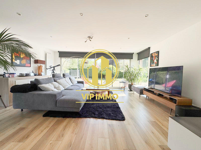 Maison - 141 m² - 5 pièces