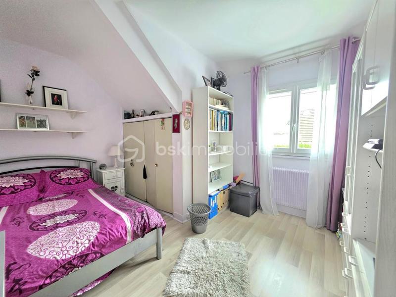 Maison - 190 m² - 8 pièces