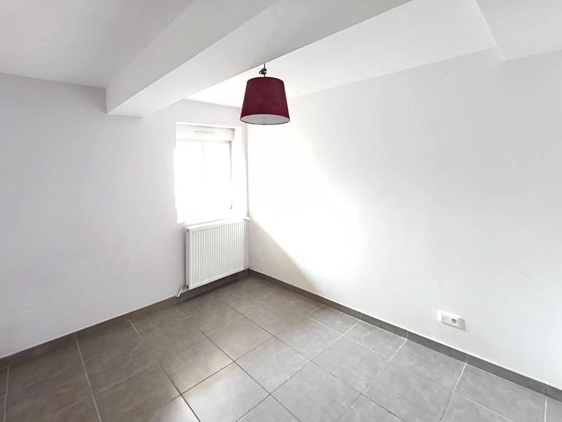 Maison - 195 m² - 8 pièces