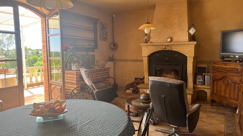 Maison bourgeoise - 277 m² - 7 pièces