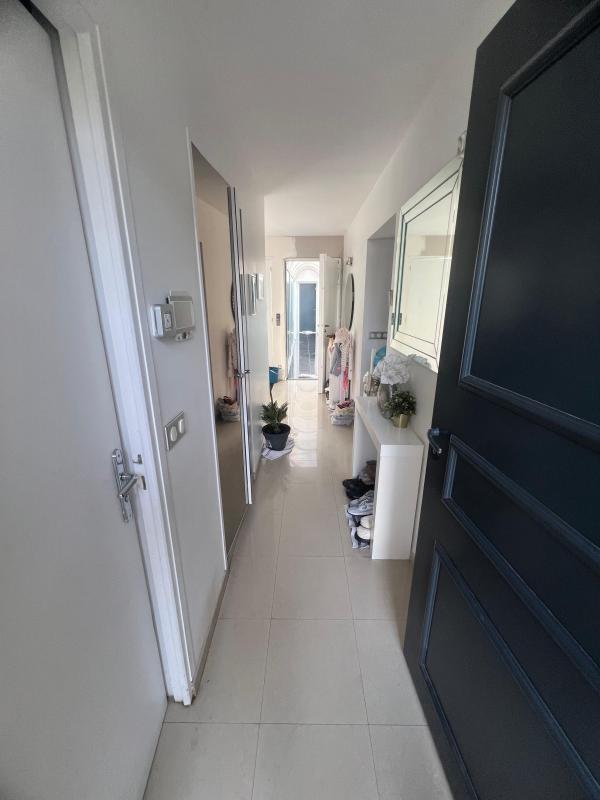 Maison - 207 m² - 10 pièces