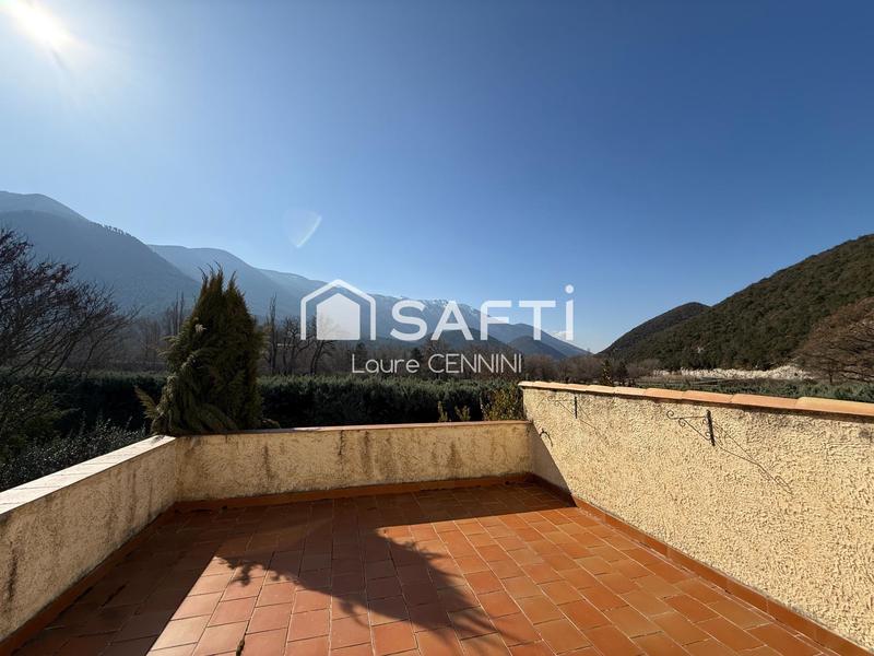 Maison - 195 m² - 8 pièces