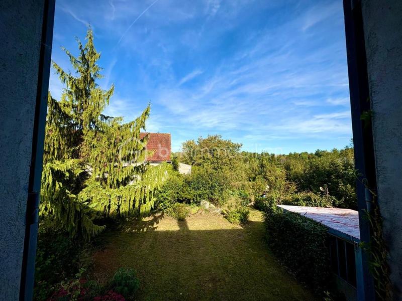 Moulin - 216 m² - 7 pièces