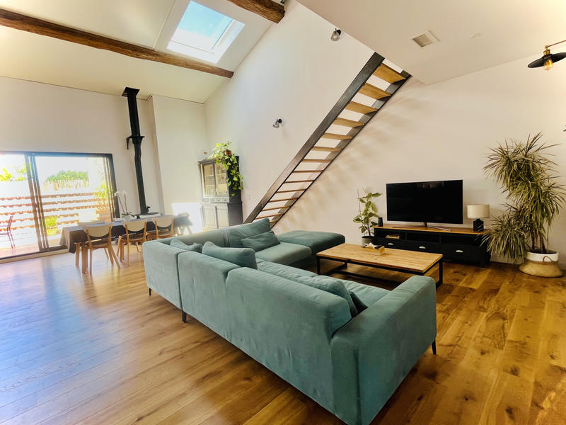 Maison - 200 m² - 7 pièces