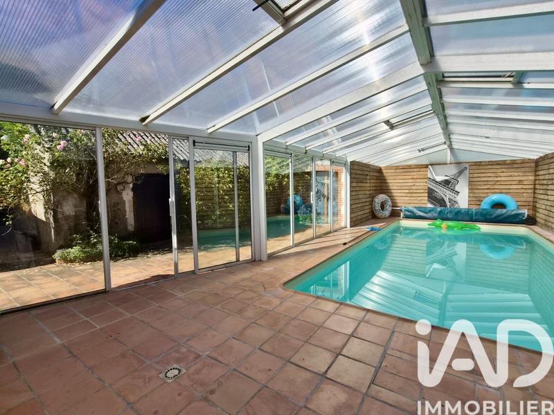 Maison - 140 m² - 8 pièces