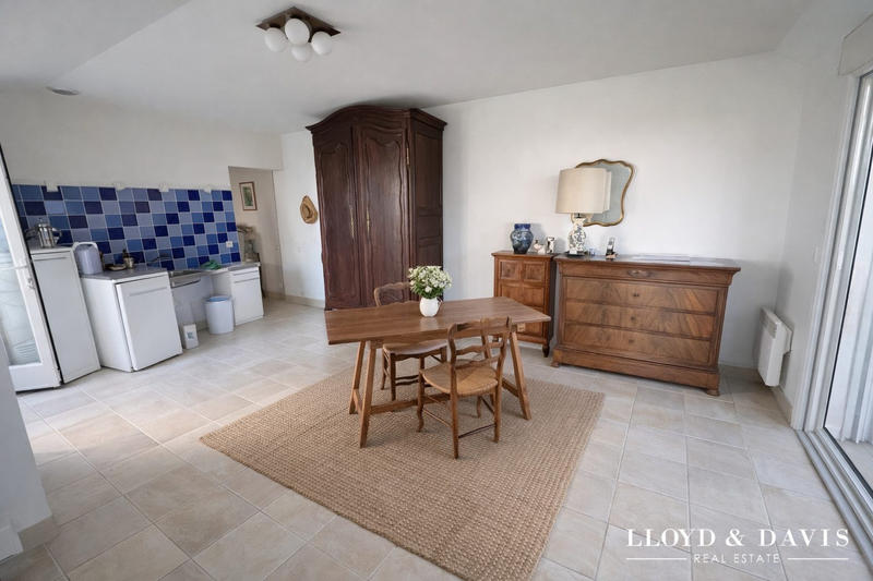 Maison ancienne - 175 m² - 10 pièces