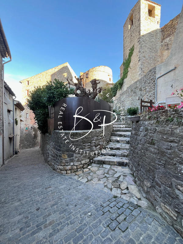 Immeuble - 3 pièces