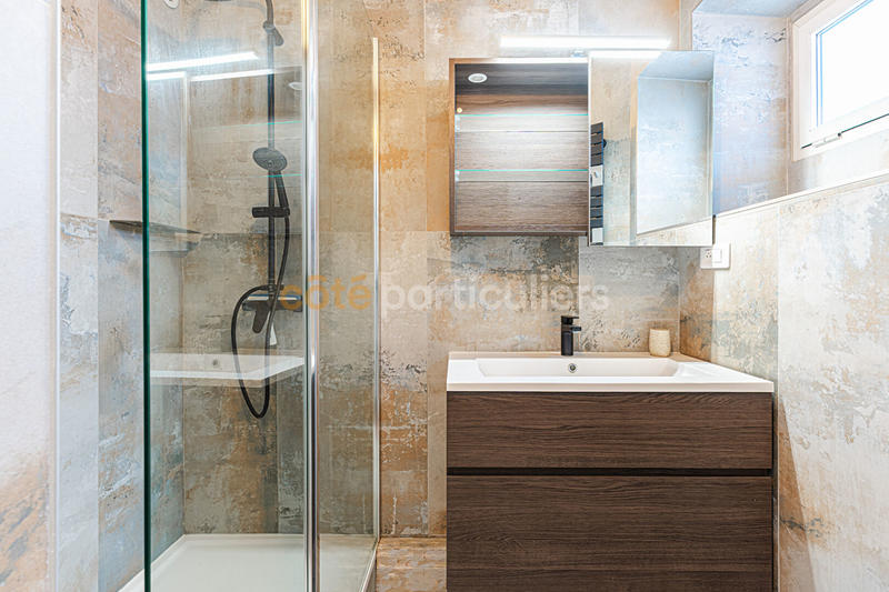 Appartement - 104 m² - 4 pièces