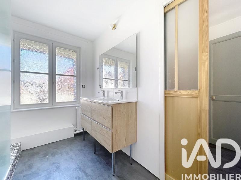 Maison de ville - 242 m² - 8 pièces