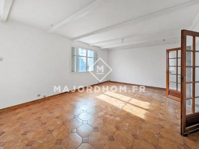 Appartement - 87 m² - 3 pièces