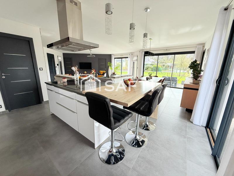 Maison - 130 m² - 5 pièces