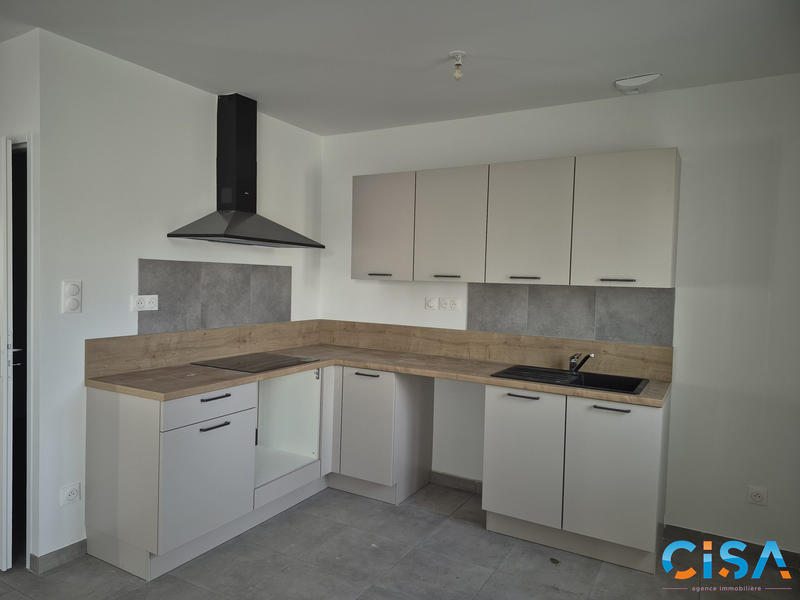 Maison traditionnelle - 96 m² - 4 pièces