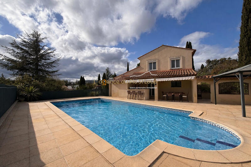Villa - 160 m² - 6 pièces
