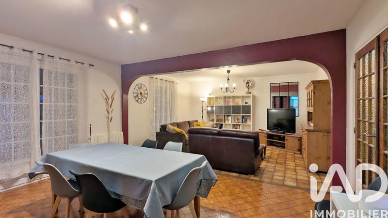 Maison - 121 m² - 5 pièces