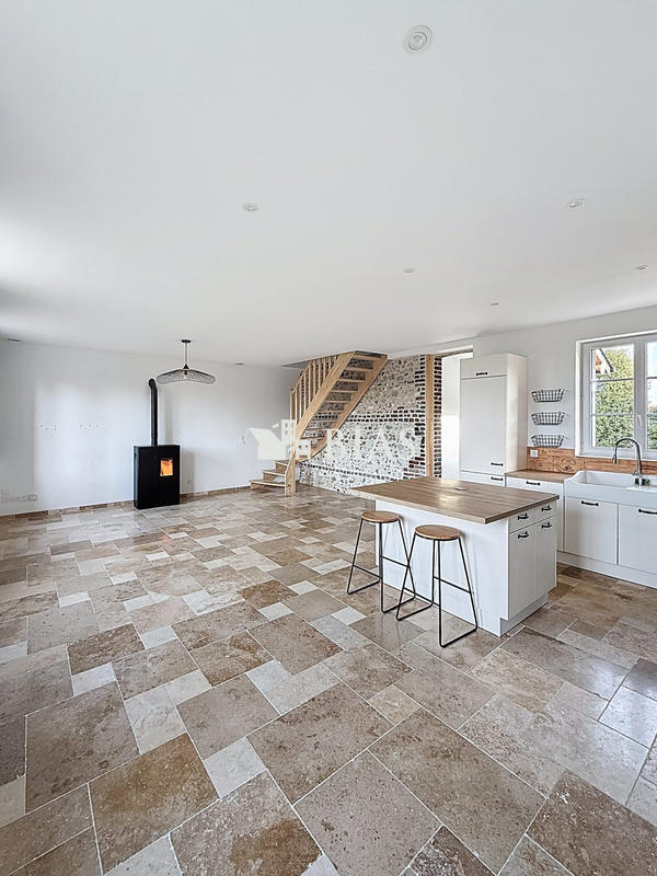 Maison ancienne - 106 m² - 4 pièces