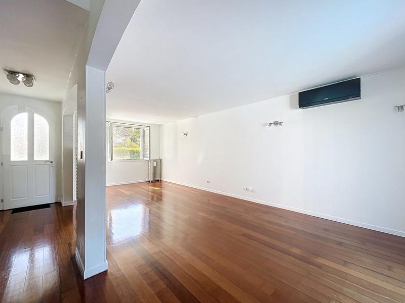 Maison - 144 m² - 6 pièces