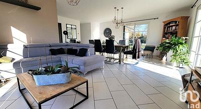 Maison - 105 m² - 4 pièces