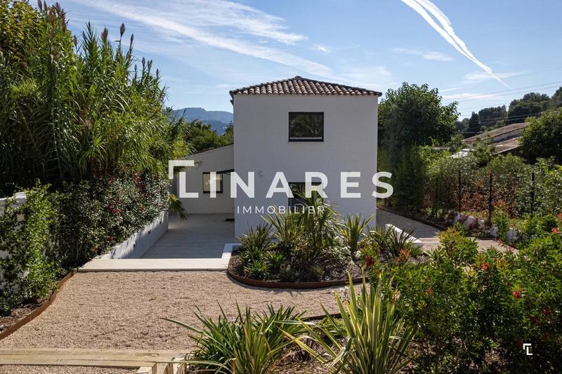 Maison - 160 m² - 5 pièces