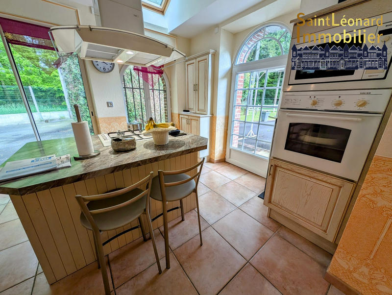 Maison - 190 m² - 7 pièces