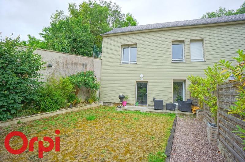 Maison jumelée - 65 m² - 3 pièces