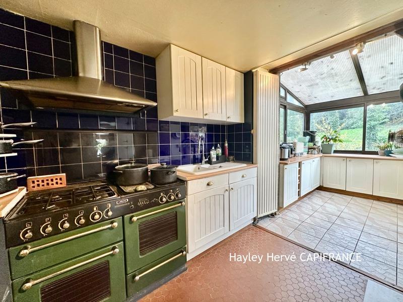 Maison - 336 m² - 15 pièces