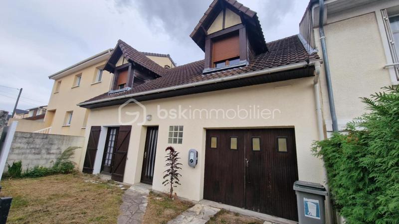 Maison - 113 m² - 6 pièces