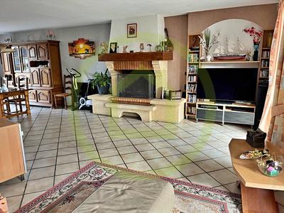 Maison - 140 m² - 6 pièces