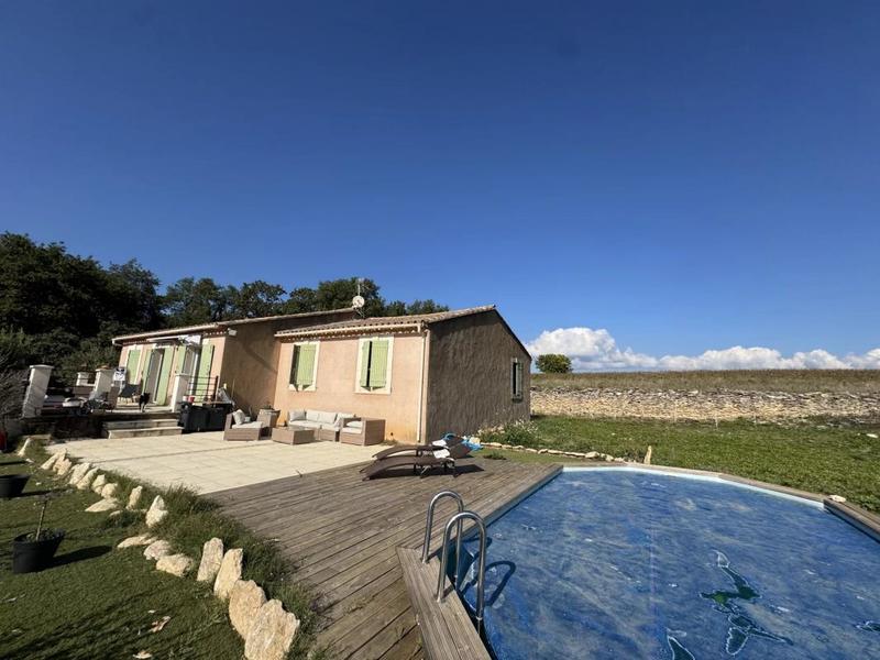 Propriété - 158 m² - 6 pièces