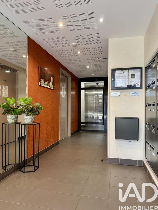 Appartement - 98 m² - 5 pièces