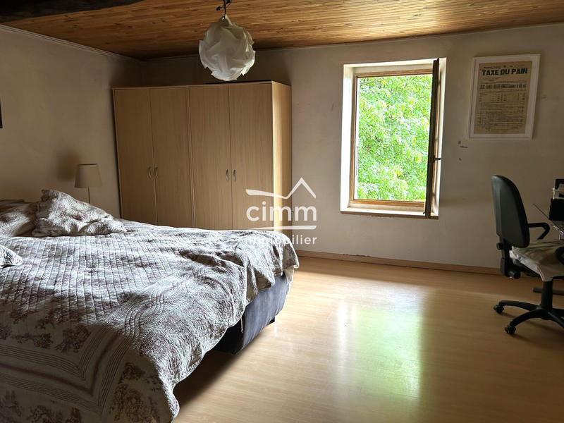 Maison ancienne - 160 m² - 4 pièces