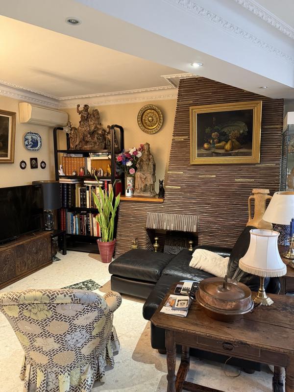 Appartement - 157 m² - 6 pièces