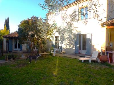 Maison - 200 m² - 7 pièces