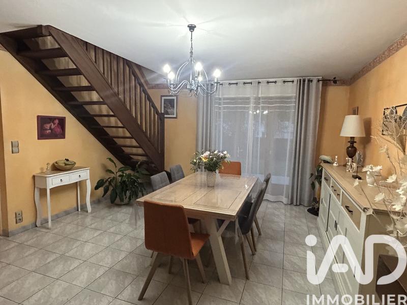 Maison - 120 m² - 6 pièces