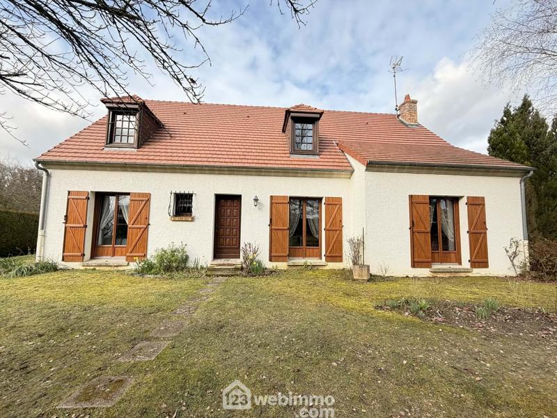 Maison - 203 m² - 9 pièces