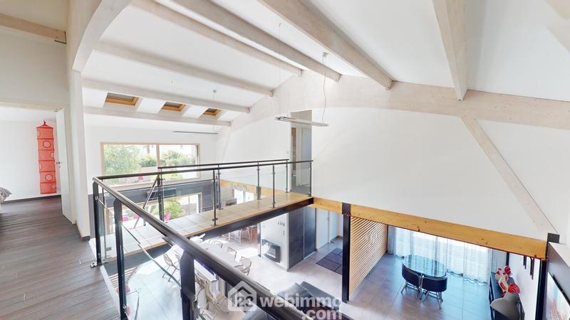 Maison - 177 m² - 7 pièces