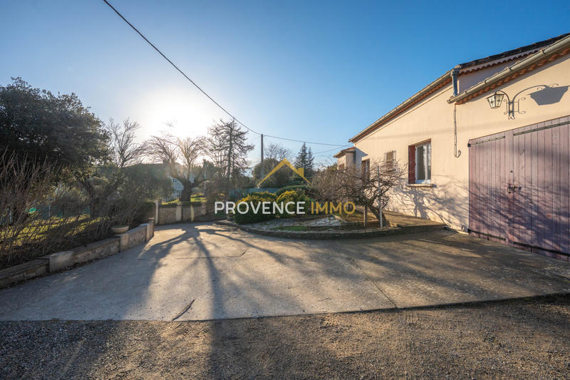 Maison - 97 m² - 4 pièces