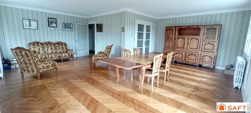 Maison - 149 m² - 6 pièces