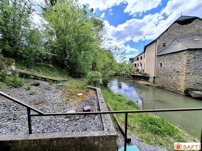 Maison - 184 m² - 8 pièces