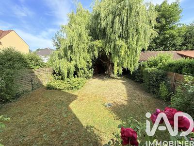 Maison - 104 m² - 5 pièces