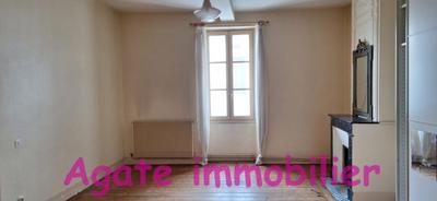 Maison de village - 100 m² - 4 pièces