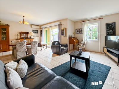 Maison - 101 m² - 5 pièces