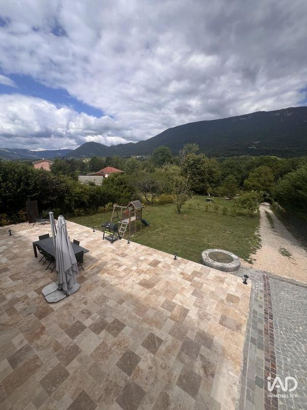 Maison - 160 m² - 5 pièces