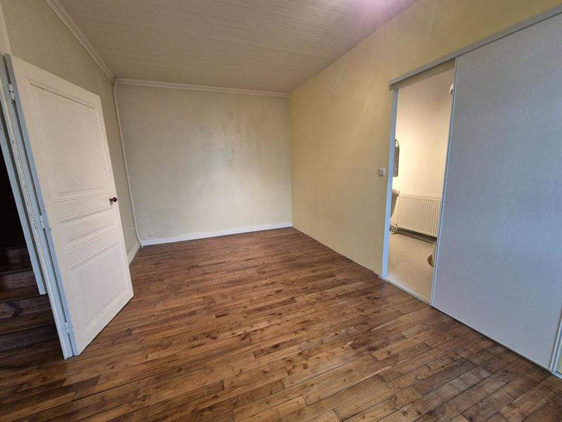 Maison - 95 m² - 5 pièces